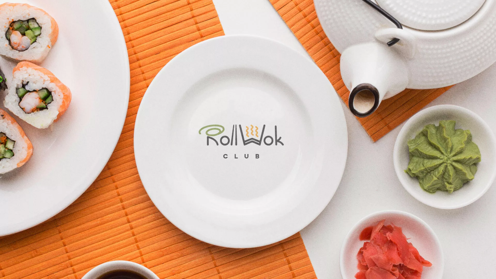 Разработка логотипа и фирменного стиля в Глазове для суши-бара «Roll Wok Club» Разработка логотипа и фирменного стиля в Глазове для суши-бара «Roll Wok Club»